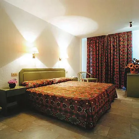 Hotel Mediterraneo 3*